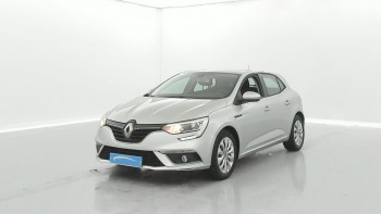 RENAULT Megane Mégane IV Berline TCe 100 Energy Life 5p d’occasion 71731km révisée et livrable partout en France