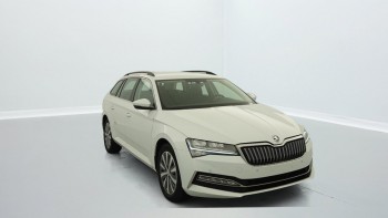 SKODA Superb Combi 1.4 TSI PHEV 218 CH DSG6 BUSINESS d’occasion 46539km révisée et livrable partout en France