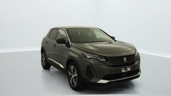 PEUGEOT 3008 Hybrid 136 e-DCS6 Allure Pack d’occasion 11400km révisée et livrable partout en France