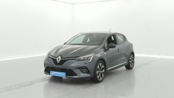 RENAULT Clio 1.6 E-Tech 140ch Limited d’occasion 24794km révisée et livrable partout en France