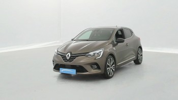 RENAULT Clio Clio TCe 100 Initiale Paris 5p d’occasion 85838km révisée et livrable partout en France