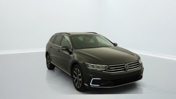 VOLKSWAGEN Passat SW 1.4 TSI Hybride Rechargeable DSG6 GTE d’occasion 38433km révisée et livrable partout en France