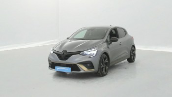 RENAULT Clio Clio E-Tech full hybrid 145 Engineered 5p d’occasion 24390km révisée et livrable partout en France